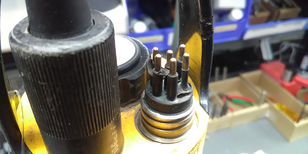 水質(zhì)檢測(cè)儀的電極連接出現(xiàn)損壞 水質(zhì)檢測(cè)儀的電極連接出現(xiàn)損壞