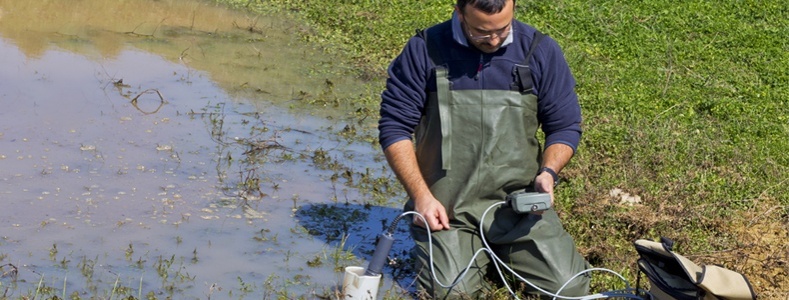 操作水質(zhì)在線監(jiān)測設(shè)備 操作水質(zhì)在線監(jiān)測設(shè)備